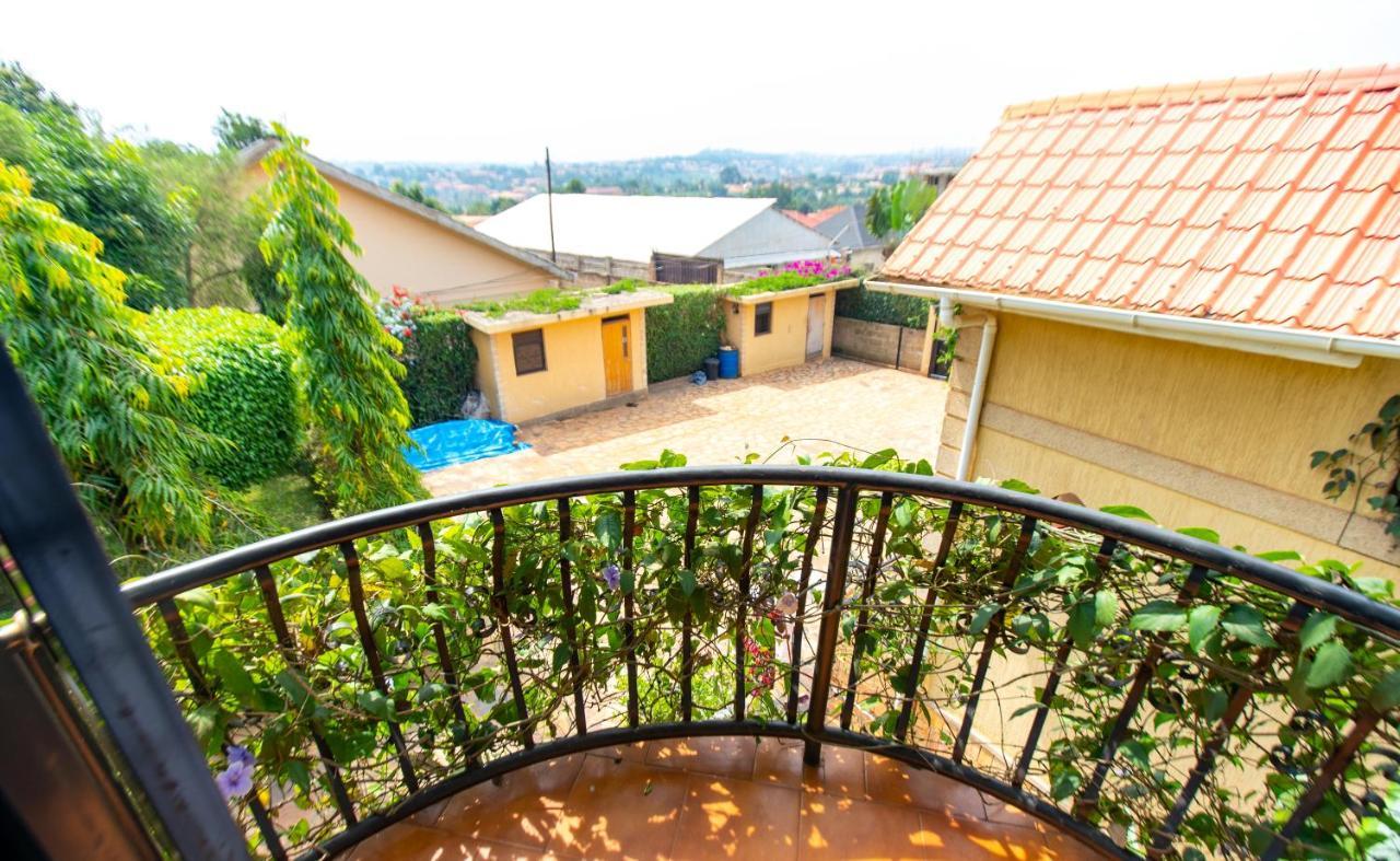 Villa Karibu Serviced Apartments-Kampala Exteriér fotografie